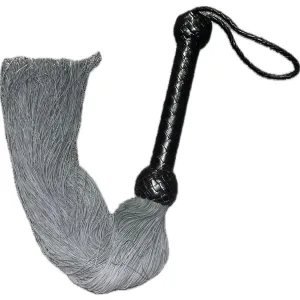 31 Flogger Leather Rubber Whip