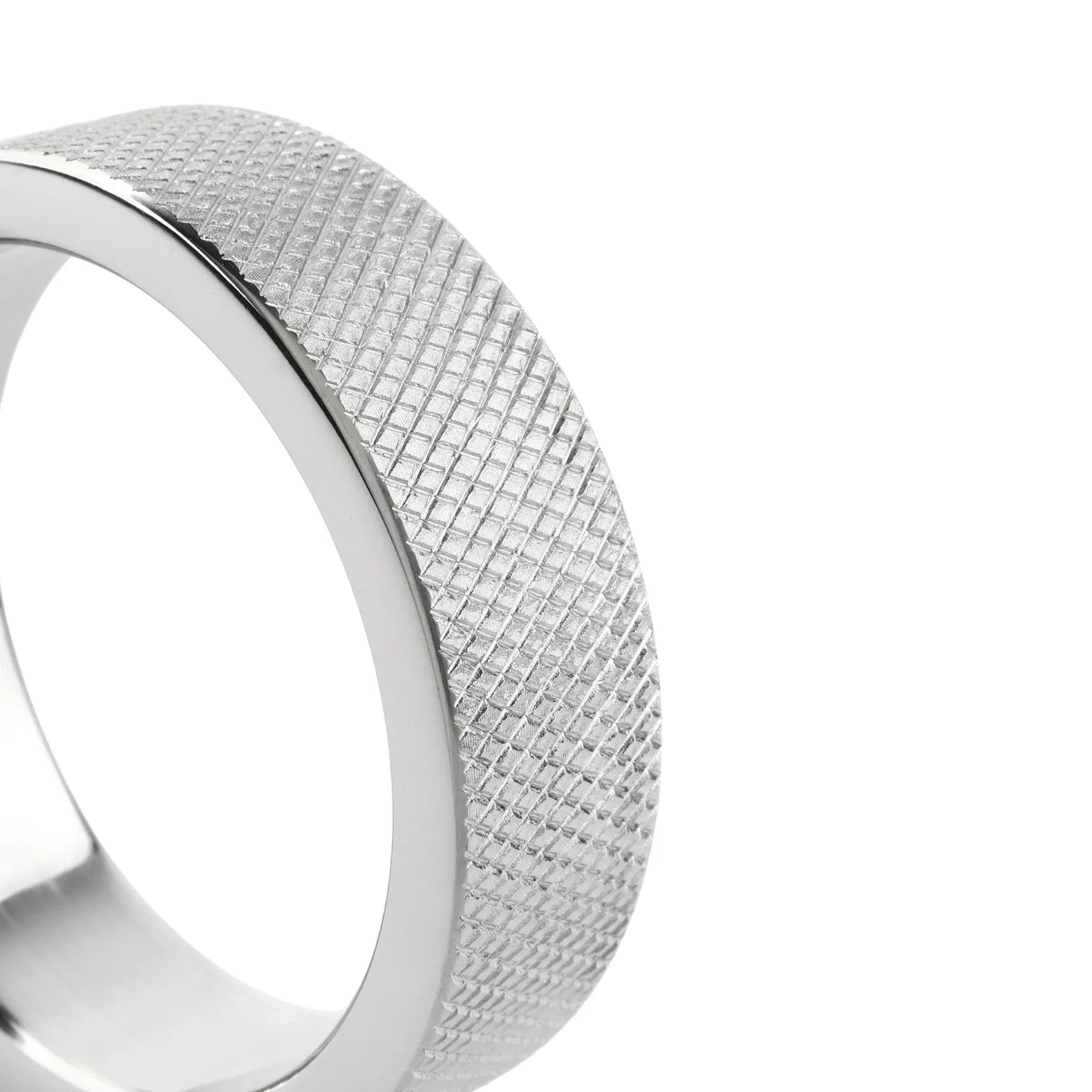 Inel pentru penis MR. STEEL CrissCross C-Ring. cu design geometric. din oțel inoxidabil. diametru 4.5 cm (mic). argintiu