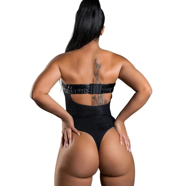 Lenjerie sexy teddy DARING INTIMATES Wetlook Bustier Body. din material lucios. negru. mărime S. model 75350
