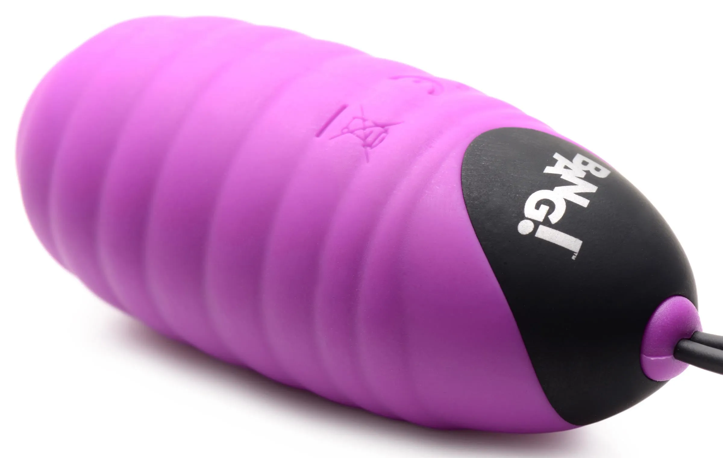 Ribbed Vibrating Egg With Remote Control